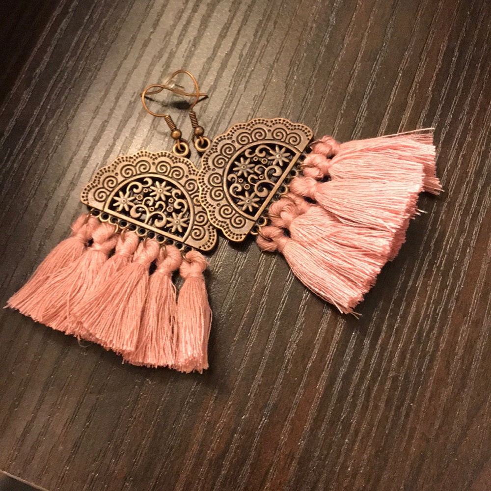 🆕Mauve Boho Fringe Earrings